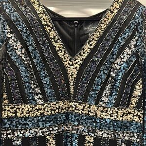 Adrianna Papell Black and Gold Sequin Long Sleeve Dress
